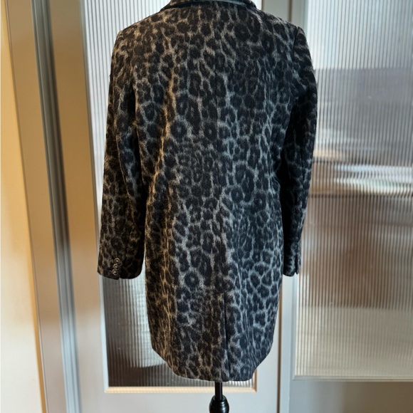 Leopard Top Coat - Picture 3 of 5